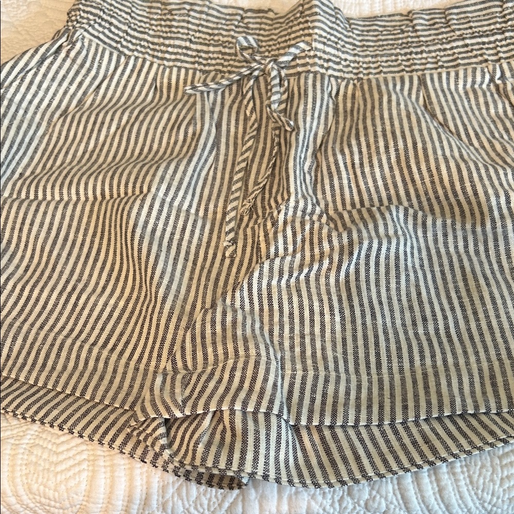 a new day Black and White Striped Shorts